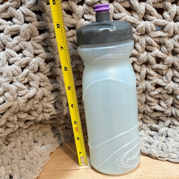 Natan Purple Hydration Belt with Bottle Holder - Picture 10 of 14